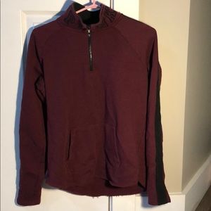 Pink pullover / crew neck